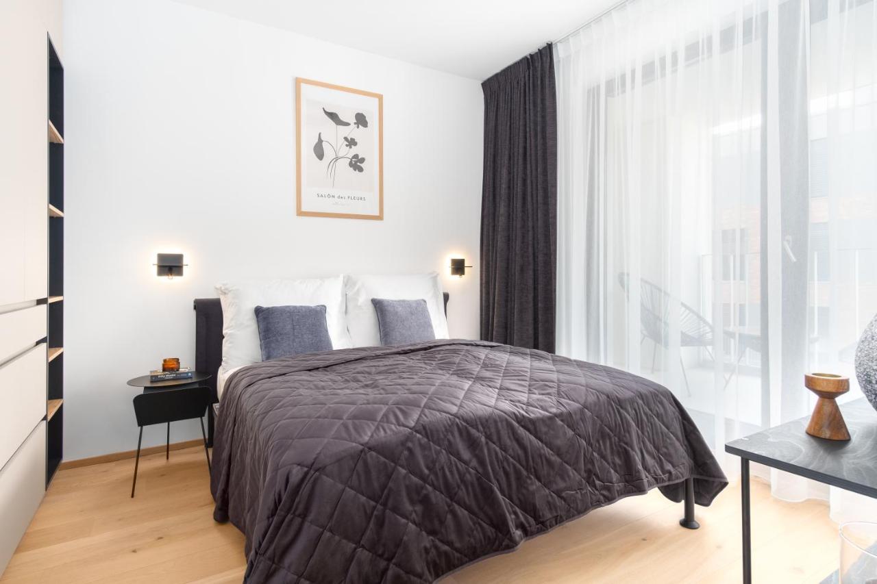 Prague Days - Premium Apartments - Balcony Bagian luar foto