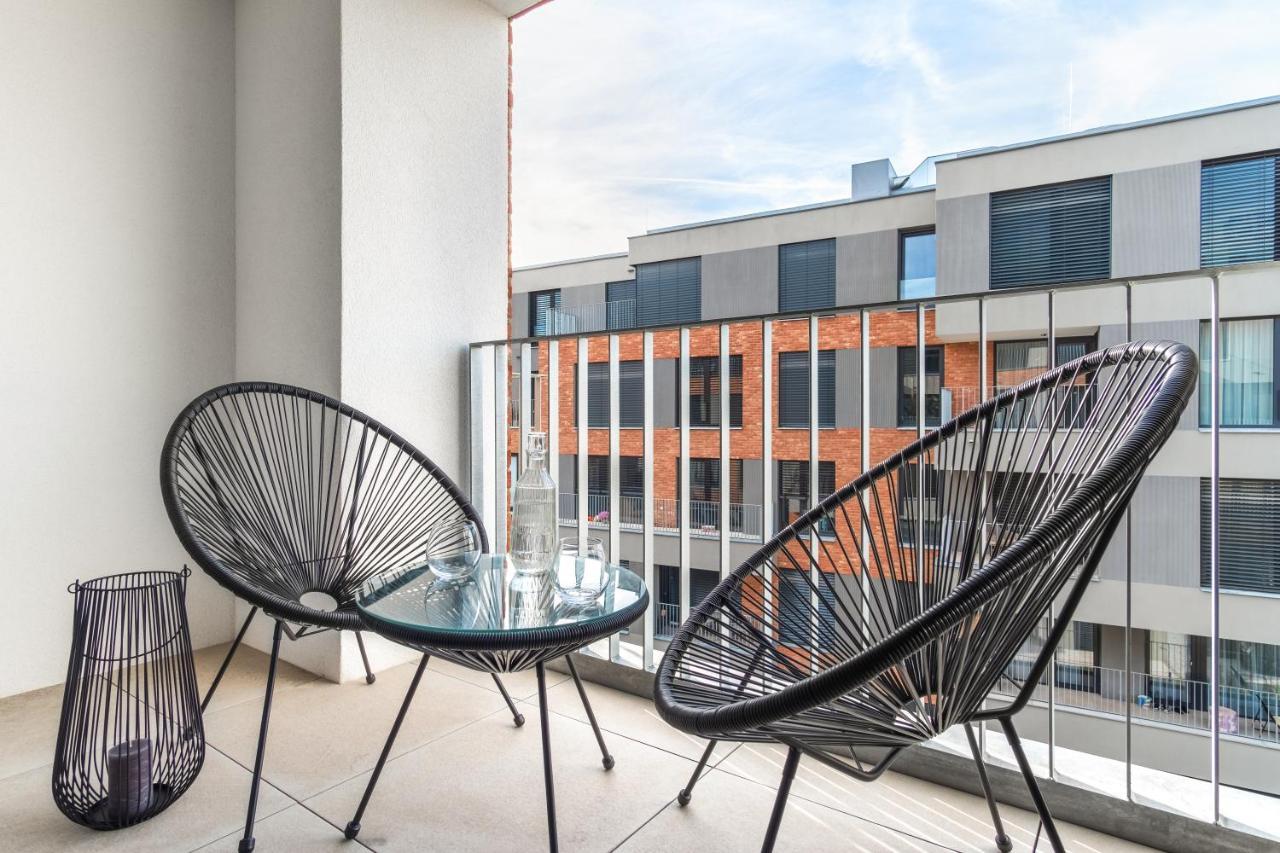 Prague Days - Premium Apartments - Balcony Bagian luar foto